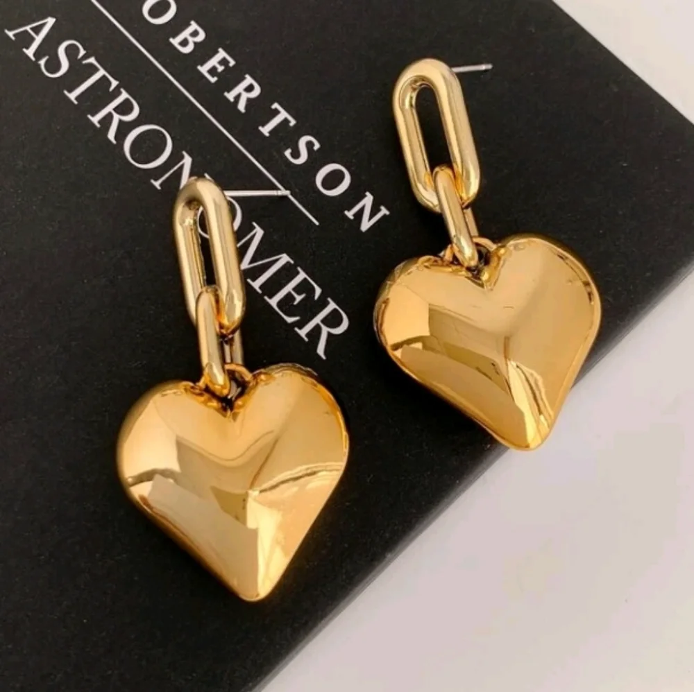 NEW!! Gold Plated Classy Puffy Heart Paperclip Dangle Drop Post Earrings